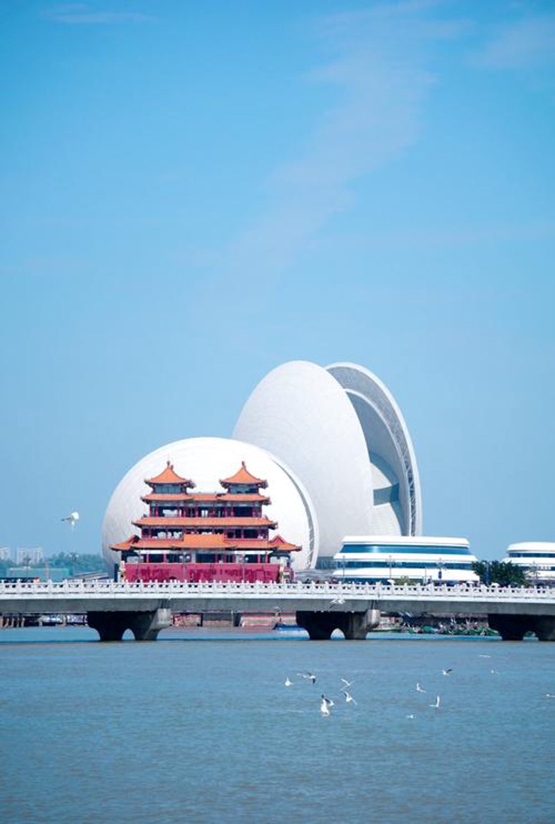跨越时空的风景:大桥观光的魅力